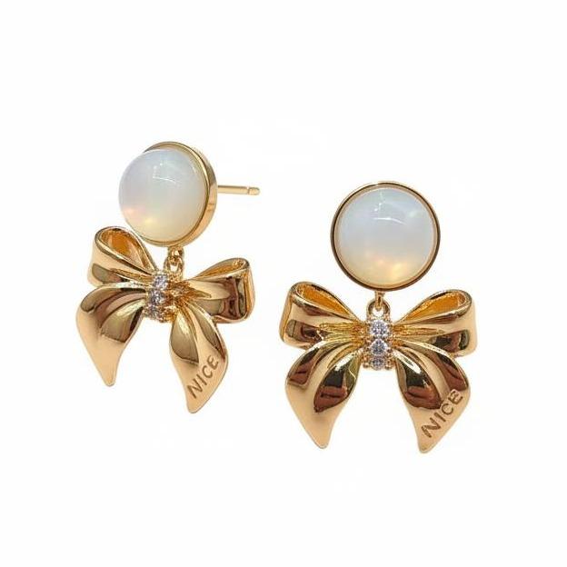 Bông tai Vỏ Kim Cương & Bướm Vàng Tiêu đề phụ: Không gây dị ứng